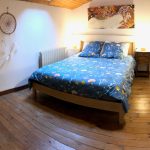Grand gîte - 12 personnes Chambre spacieuse avec lit double dans le grand gîte 12 personnes